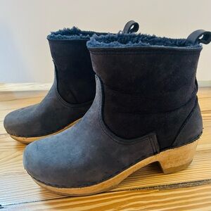 Black suede No6 clogs